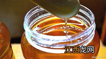 柠檬蜂蜜水一天中什么时候喝最好 蜂蜜柠檬水什么时候喝效果最好