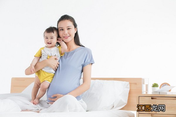 宝宝几岁会自主大小便 宝宝几岁开始自己便便