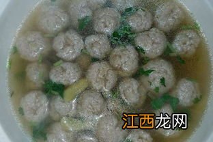 氽水丸子的做法