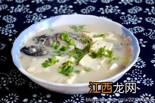 鲫鱼鸡蛋豆腐汤怎么做好吃又白 鲫鱼豆腐汤怎么做才好吃