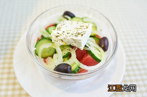 西餐里的土豆怎么做 牛奶炖鸡蛋怎么做好吃的