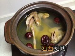 鸽子汤怎么炖最营养？老人吃？ 鸽子怎么炖最营养价值