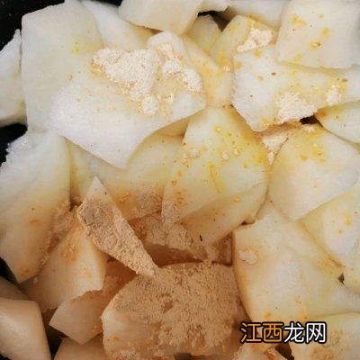 川贝炖雪梨的功效禁忌要炖多久 川贝炖梨的禁忌