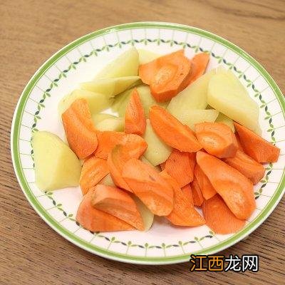 鸭肉怎么焖才好吃又简单 鸭焖什么好吃