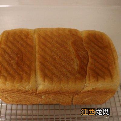 吐司有营养吗 土司模具底部有小孔是什么作用