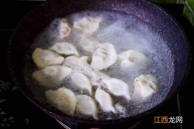 拌馄饨用生抽还是老抽 包饺子用什么牌子的生抽好