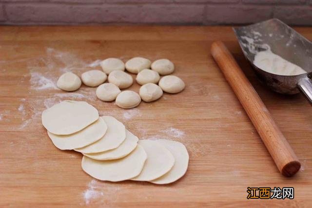 拌馄饨用生抽还是老抽 包饺子用什么牌子的生抽好