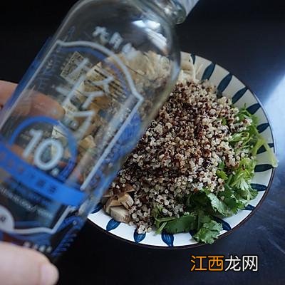 白菜和什么菜搭配包饺子好吃 白菜可以和什么一起包饺子