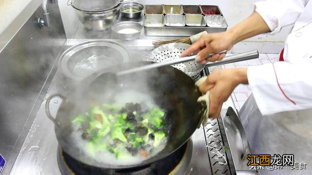 吃什么东西补钙效果最好最快 什么食物补钙最好？