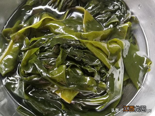 凉菜绿色的那个叫什么 凉菜绿色的像海带一样的菜叫什么菜