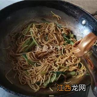 炒面的酱料怎么调 炒面放什么酱料