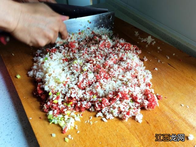 牛肉配什么菜炒好吃 牛肉可以和什么蔬菜一起做