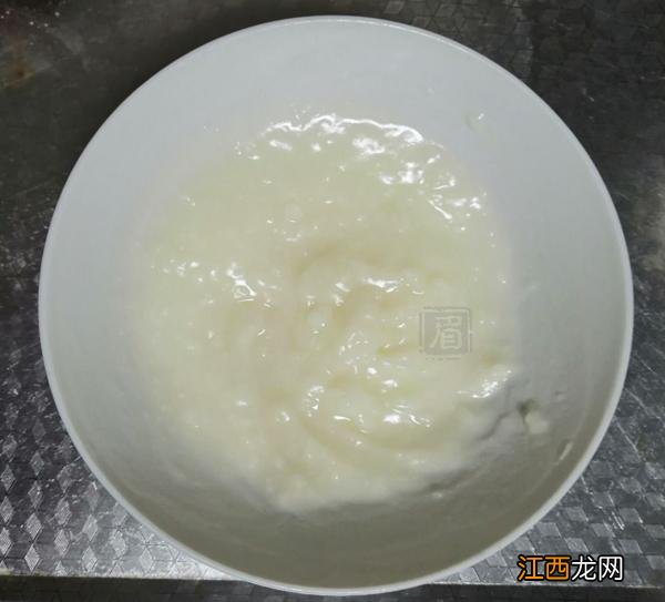 关于黑芝麻面包的名字 糯米和黑芝麻叫什么名字来着