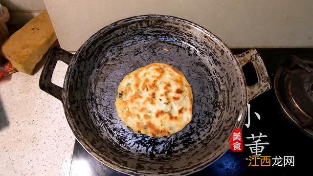 做煎饼用什么面粉比较酥脆 面粉中添加什么可以让饼更脆