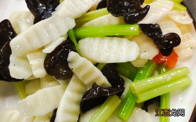 木耳洋葱的功效与作用 木耳炒葱花的功效