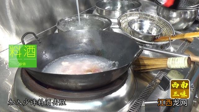 煲鸡汤放什么药材好喝 炖鸡放哪些药材