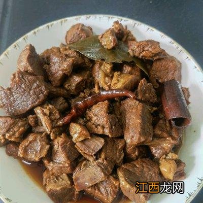 炒牛肉可以用什么配菜 炒牛肉用什么糖比较好