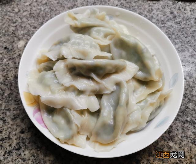 鱼肉馅饺子放什么 做鱼肉饺子为什么要放韭菜呢