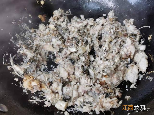 熬鲫鱼汤的做法 鲫鱼汤什么做