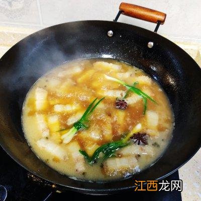 红烧肉加什么烧好吃 红烧肉放什么一起烧