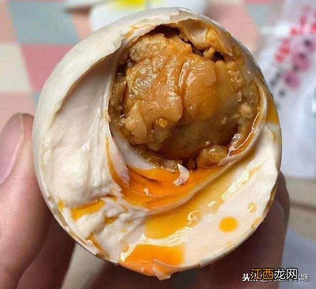 哪些食物含有卵磷脂 海鸭蛋为什么富含卵磷脂呢