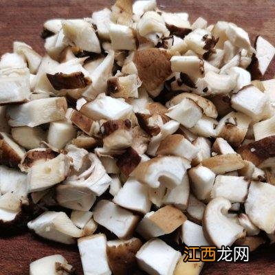 鸡肉煲粥放什么好 鸡肉可以跟什么煮粥