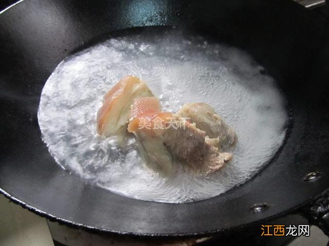 回锅肉为什么要回锅 回锅肉回锅是什么意思呀