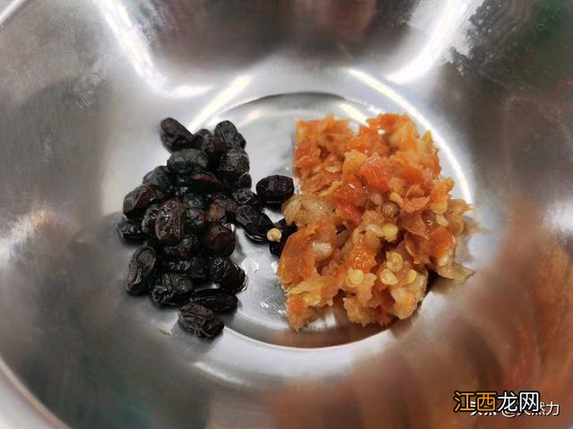 皮蛋跟什么菜炒一起比较好吃 皮蛋能炒什么菜呢