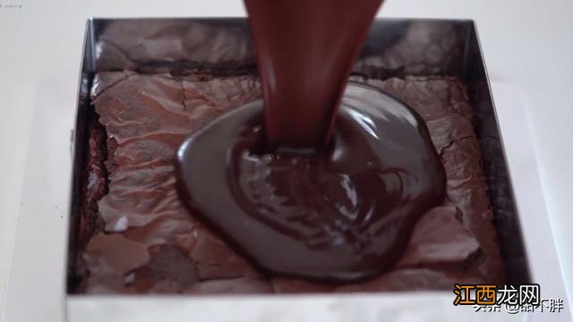 布朗尼戚风蛋糕 为什么叫布朗尼蛋糕