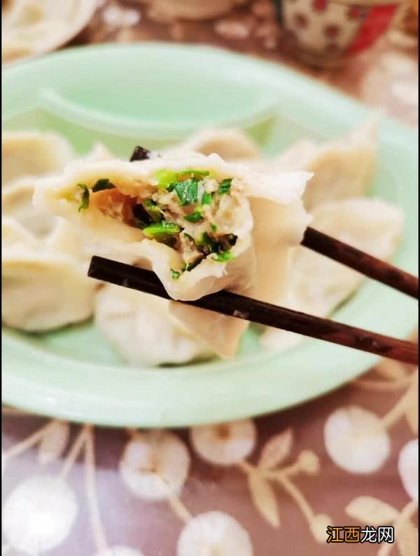 茼蒿鸡蛋馅素饺子 茼蒿和什么包素饺子好