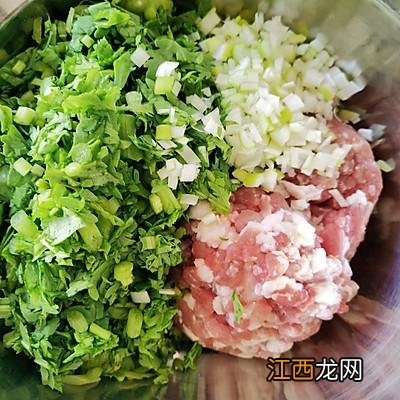 茼蒿鸡蛋馅素饺子 茼蒿和什么包素饺子好