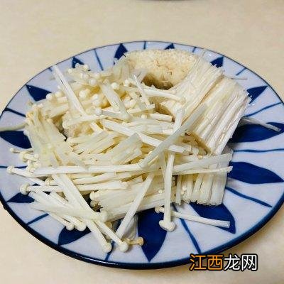 串料炒金针菇 什么料炒金针菇好吃又香