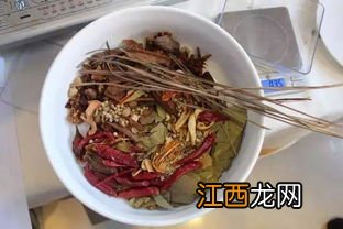 卤水里加什么增香剂 卤水放什么香料最香
