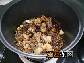 梅干菜炒瘦肉怎么炒好吃 绍兴梅干菜怎么制作