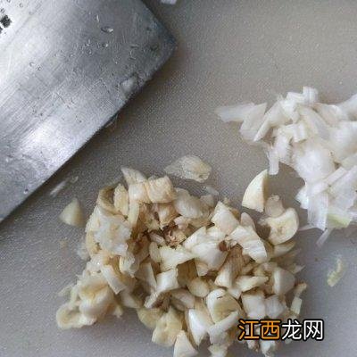 用鲍鱼做的菜有哪些 鲍鱼房位上有什么菜做法