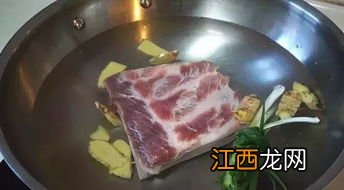 煮猪肉用什么调料 做肉用什么调料做出来更香