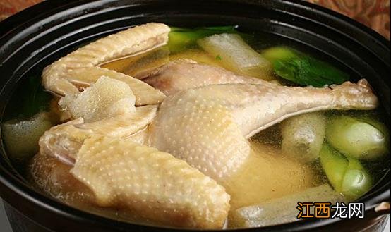 炖鸡汤要不要放鸡油 炖鸡汤都放什么调料