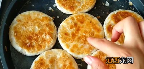 平底锅烙饼不糊 烙饼用什么材质的锅