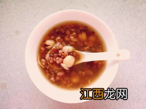 红豆和薏米泡水喝有什么功效 红豆薏米粥有什么作用