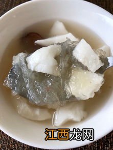 燕窝用什么水炖好 燕窝用热水还是冷水炖