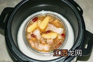 葱白和葱须功效 大葱根须的功效与作用与禁忌