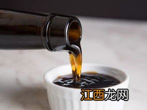 怎么泼辣椒油又红又香 油辣子加醋的原因