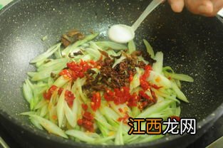 剁椒可以烧什么菜 剁椒跟什么炒好吃