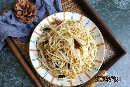 炒豆芽要放醋吗 炒豆芽放不放酱油
