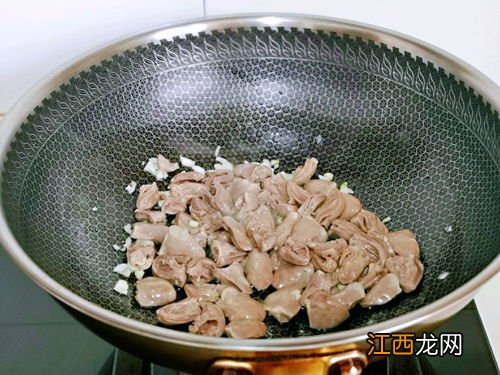 鸭肉做法大全 鸭子和什么菜烧的好吃