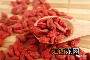 枸杞子和什么不能一起吃 枸杞和什么在一起泡茶喝比较好