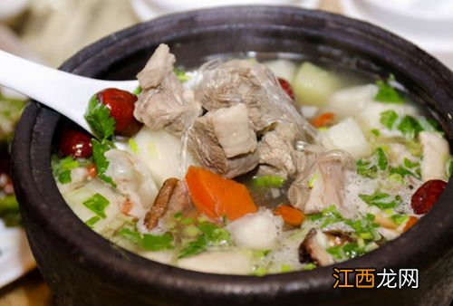 羊肉汤放什么药材比较好 黄酒炖羊肉大补吗