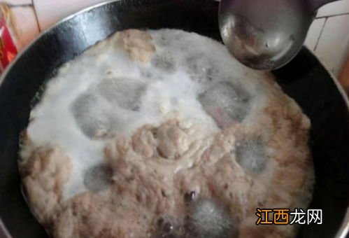 猪肉煮出绿色泡沫 为什么猪肉下锅都是泡沫