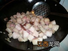 熬猪油肥肉好还是板油好 猪油用那块肉熬比较好