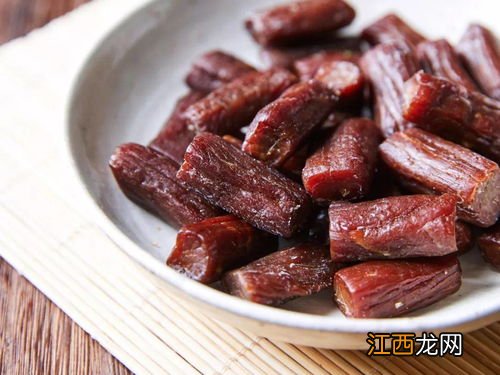 制作牛肉干用什么部位的肉 牛肉干用的是牛的哪个部位